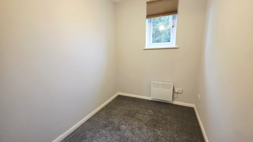 Images for Cross Keys Court, Brackley, Northants