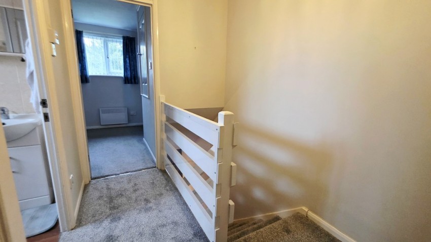 Images for Cross Keys Court, Brackley, Northants