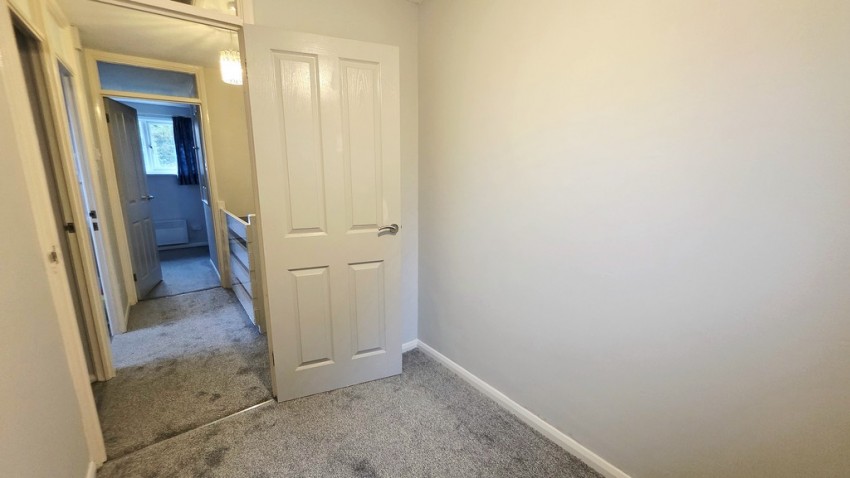 Images for Cross Keys Court, Brackley, Northants