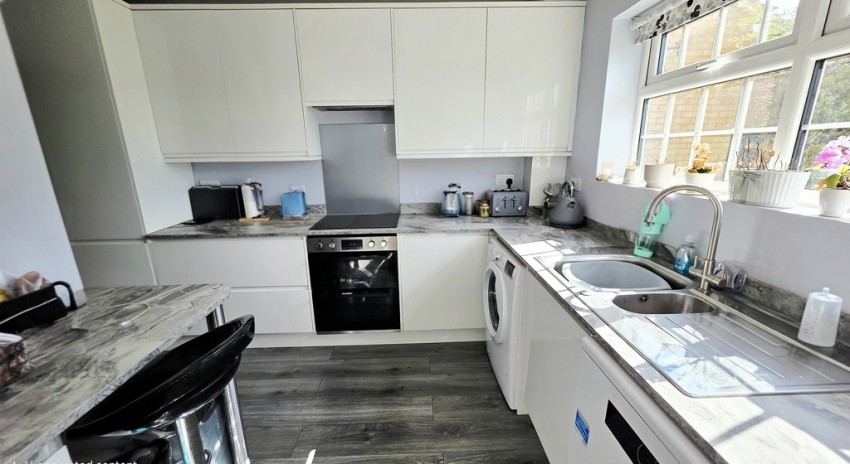 Images for Cartwright Crescent, Brackley, Northants