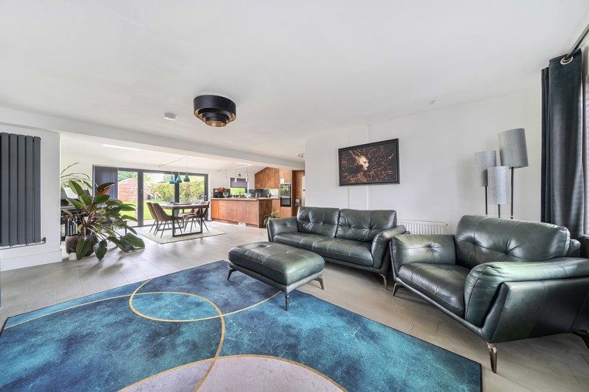 Images for Croughton, Brackley