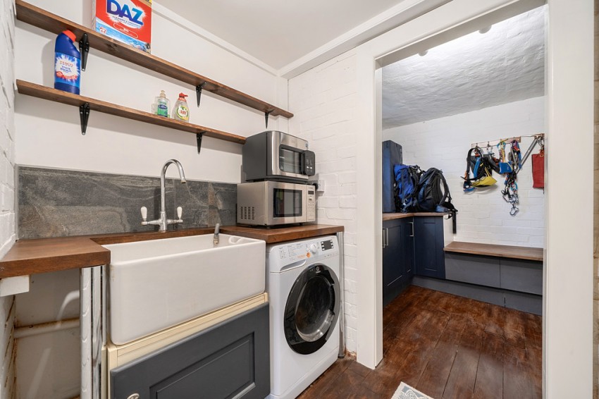 Images for Croughton, Brackley