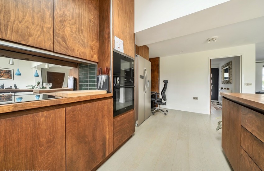 Images for Croughton, Brackley
