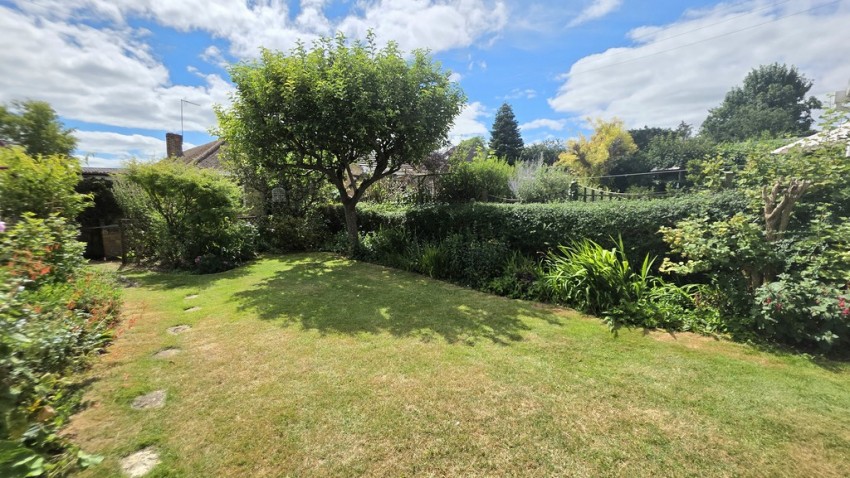 Images for Manor Road, Brackley, Northants