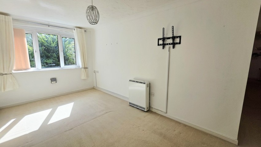 Images for Burwell Hill, Brackley, Northants