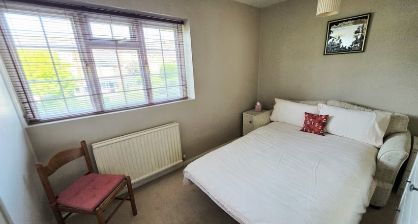 Images for Halls Lane, Brackley, Northants