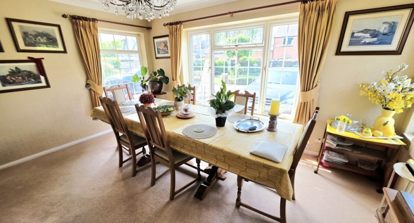 Images for Halls Lane, Brackley, Northants