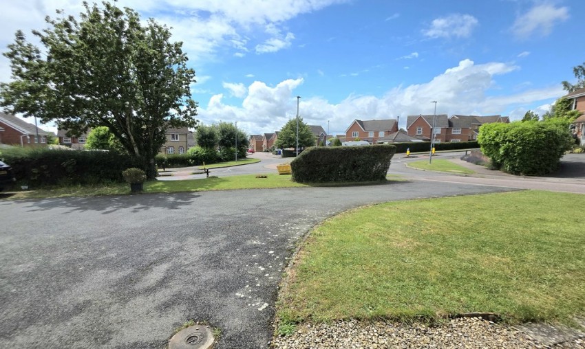 Images for Nuffield Close, Brackley, Northants